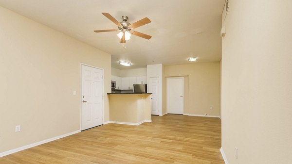 living room at Teresina Apartments