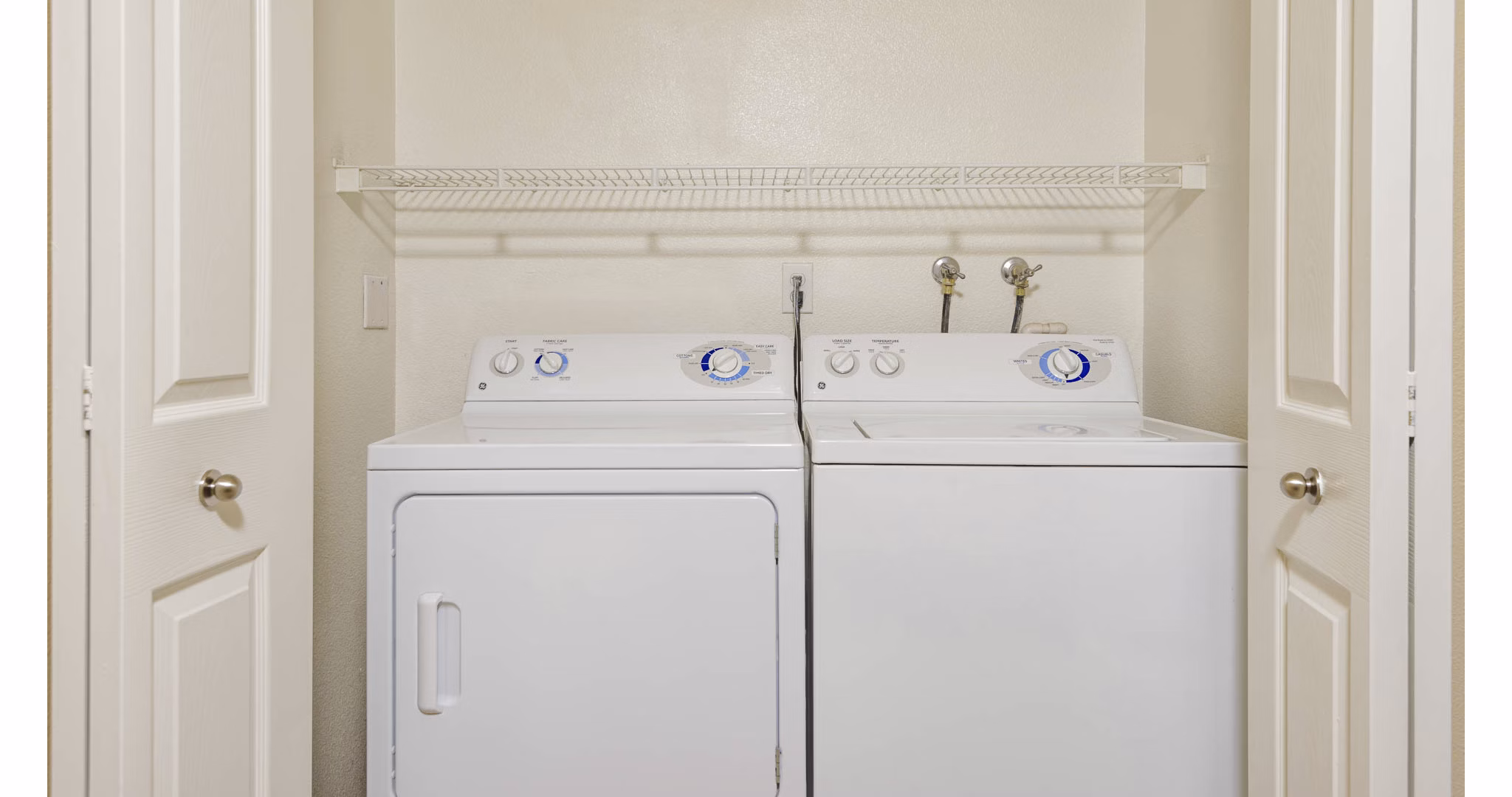 laundry room at Teresina Apartments
