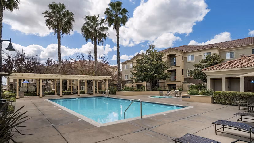pool at Teresina Apartments