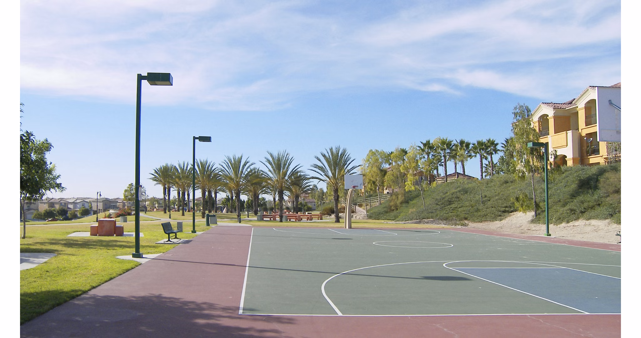 sport court at Teresina Apartments