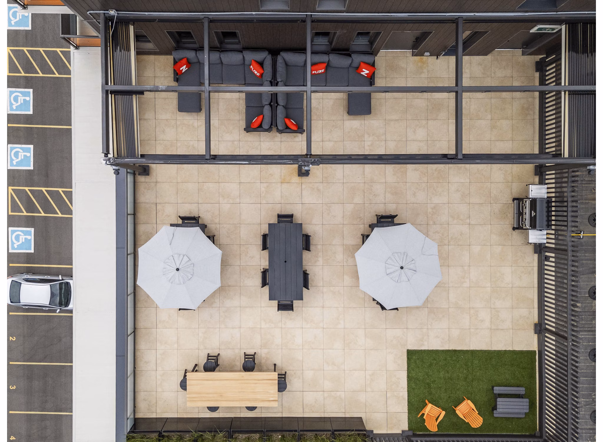 grill area at FUZE Woodstock Apartments