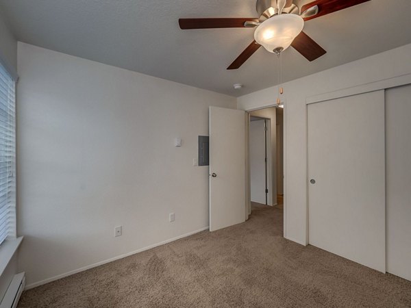 bedroom at Avana Powell Valley Apartments