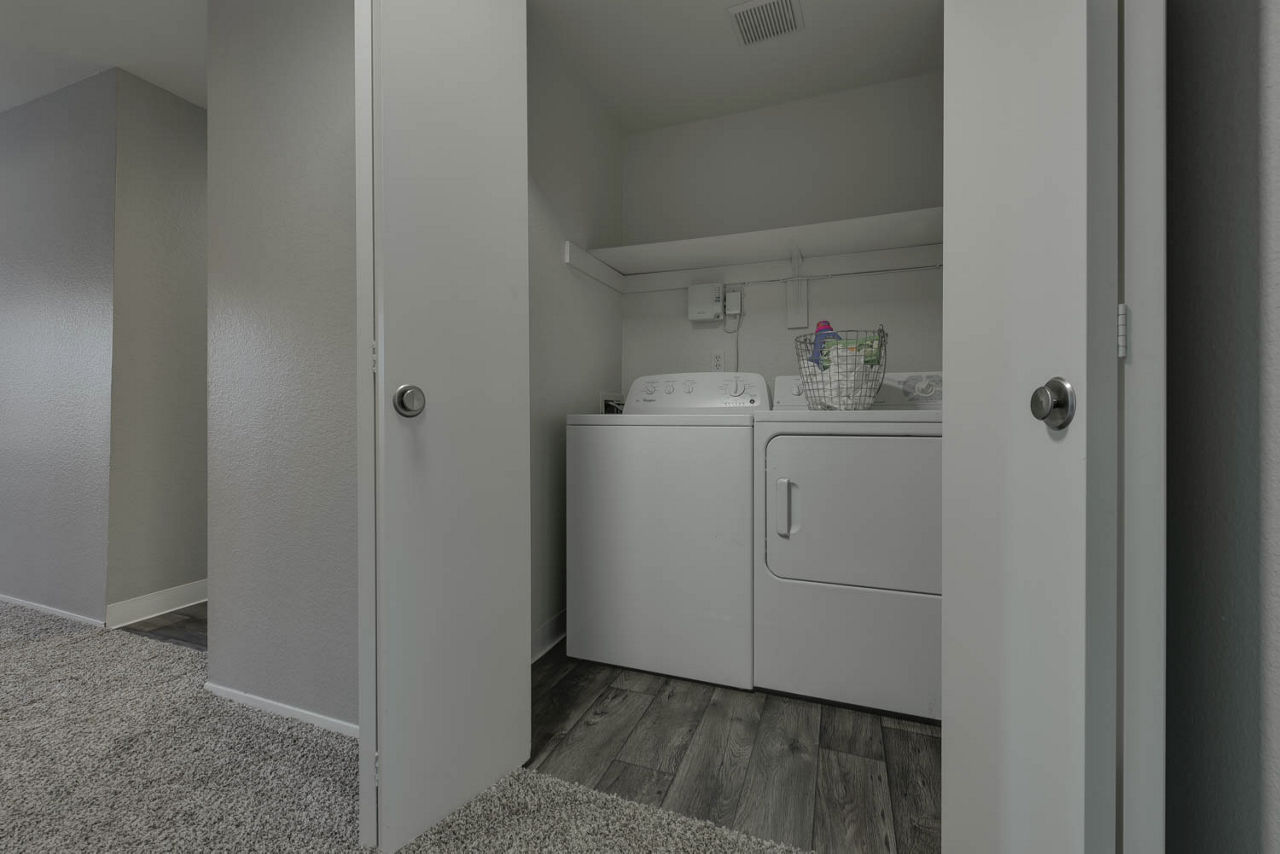 Laundry room at Avana Powell Valley (1 of 2)