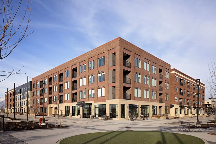 exterior at 120 & 220 Bend Apartments 