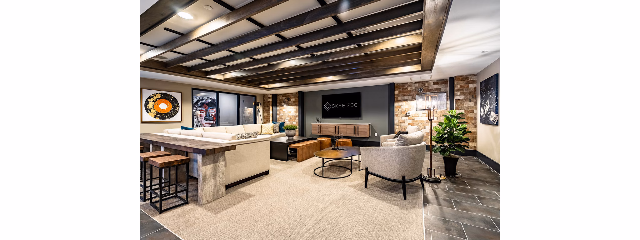 clubhouse at Skye 750 Apartments