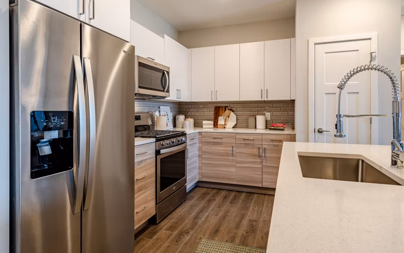 kitchen at Skye 750 Apartments