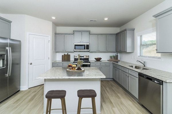 kitchen at Summerwell Cedarcrest Apartment Homes