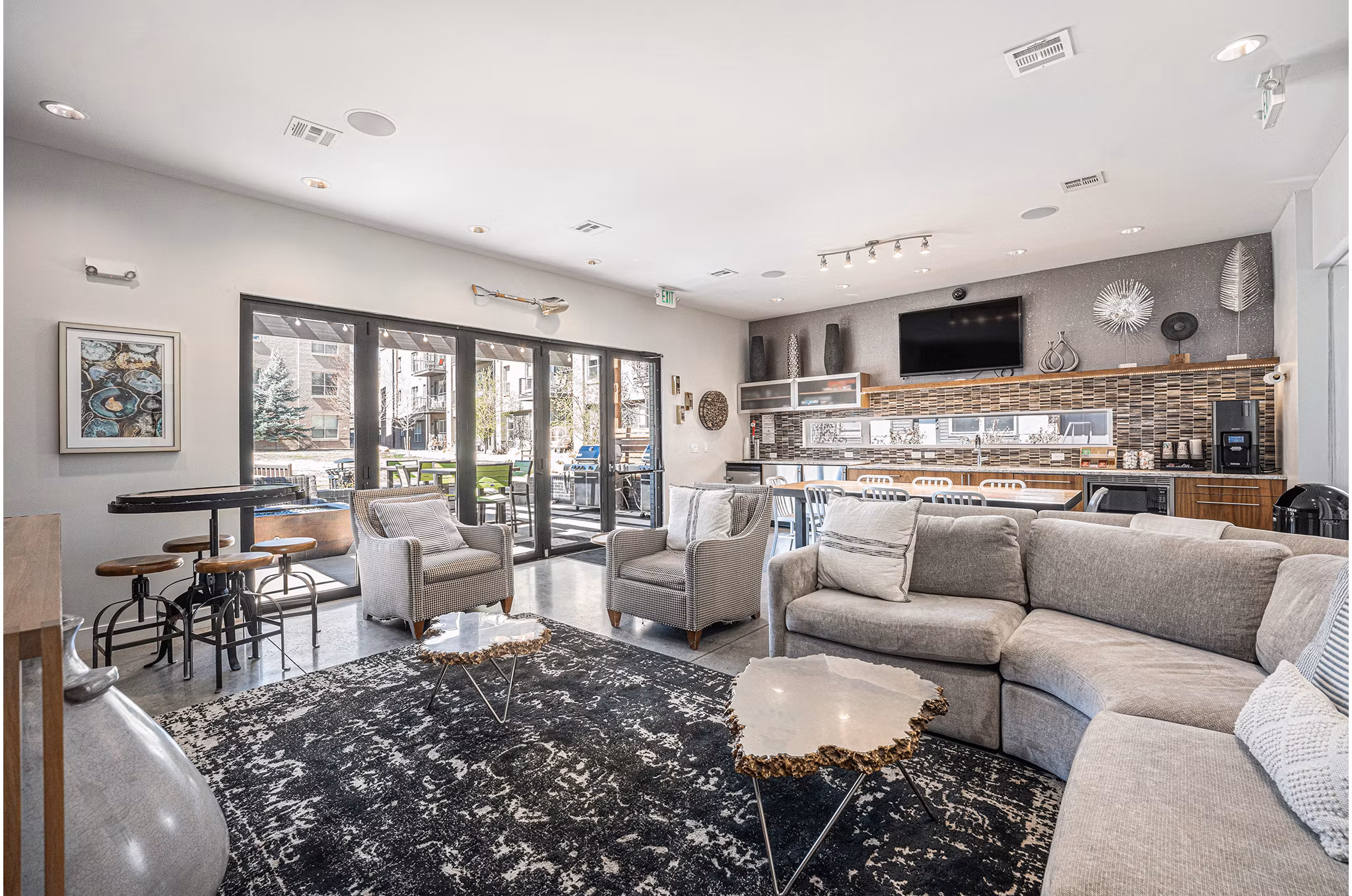 Property images of West 8th