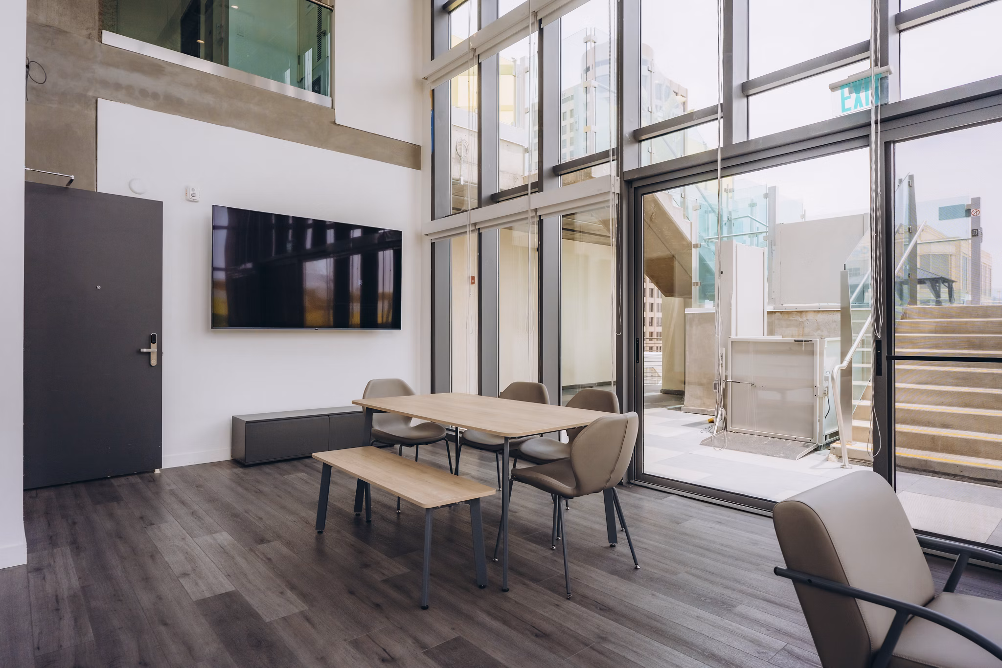 clubhouse at TENTEN Campus Glendale Apartments 