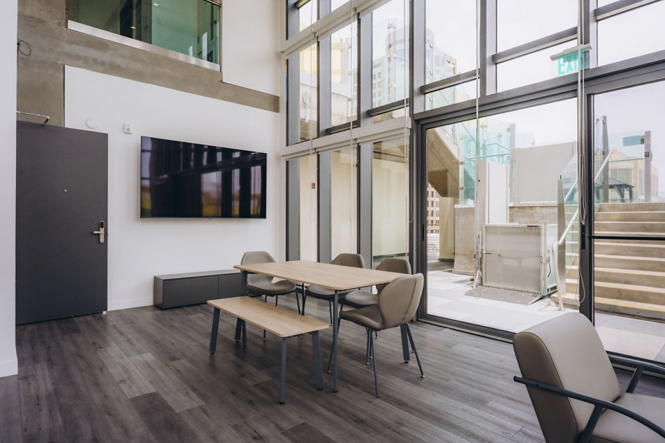 clubhouse at TENTEN Campus Glendale Apartments 