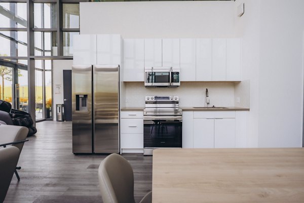 clubhouse at TENTEN Campus Glendale Apartments 