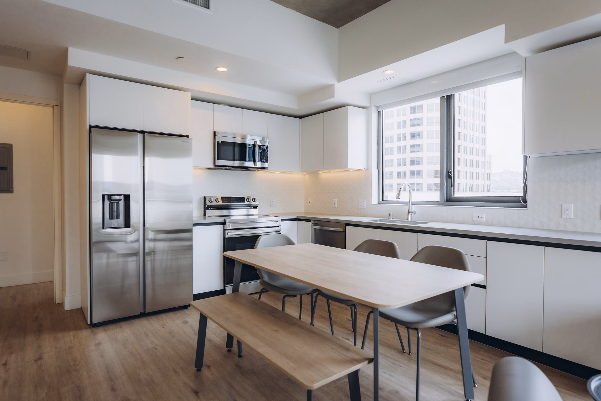 kitchen at TENTEN Campus Glendale Apartments 