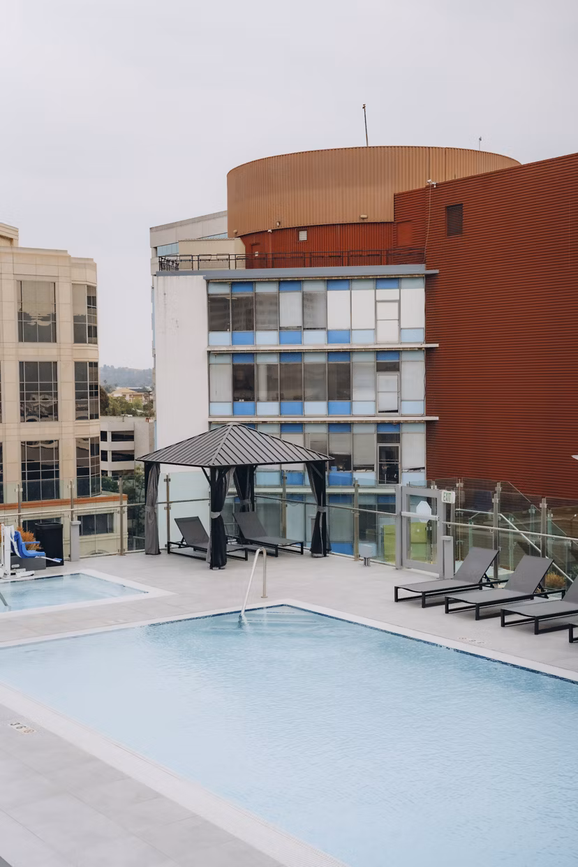 pool at TENTEN Campus Glendale Apartments 