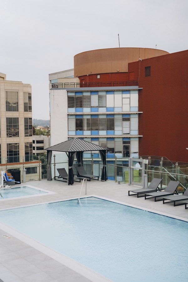pool at TENTEN Campus Glendale Apartments 