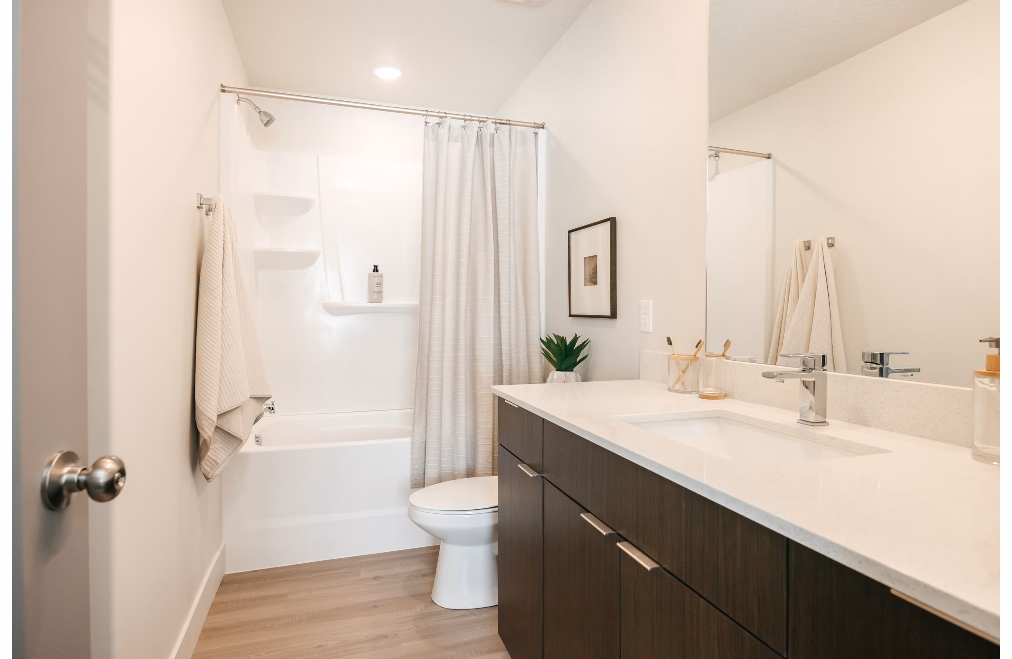 bathroom at Enduro Apartments
