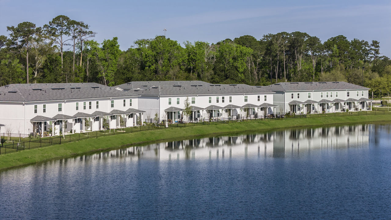 360 Communities At Avenues Walk Jacksonville Fl 2 of 12