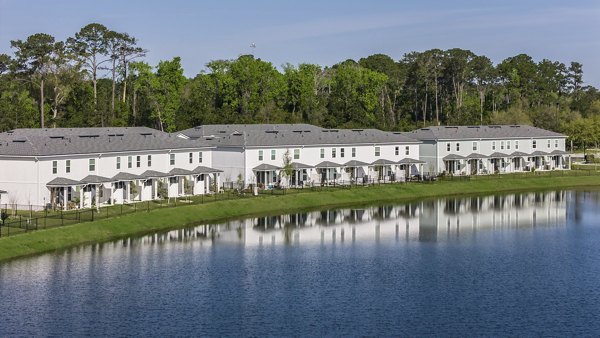 building/exterior at 360 Communities at Avenues Walk Apartments
