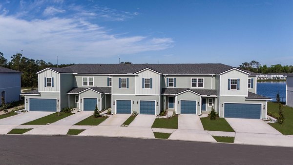 building/exterior at 360 Communities at Avenues Walk Apartments