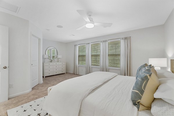 bedroom at Harmon Foxbank Apartments