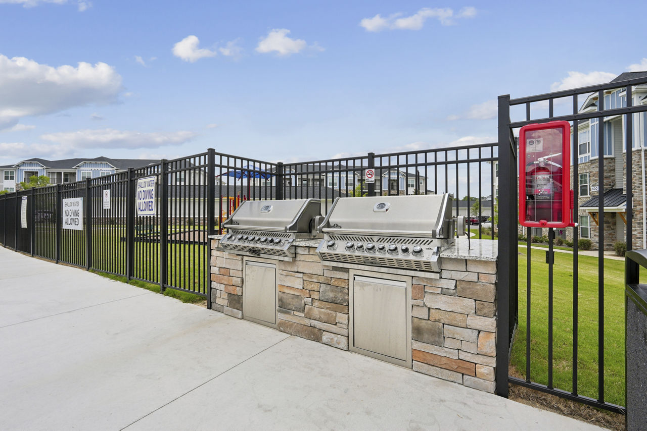 Grill area at The One At Columbia