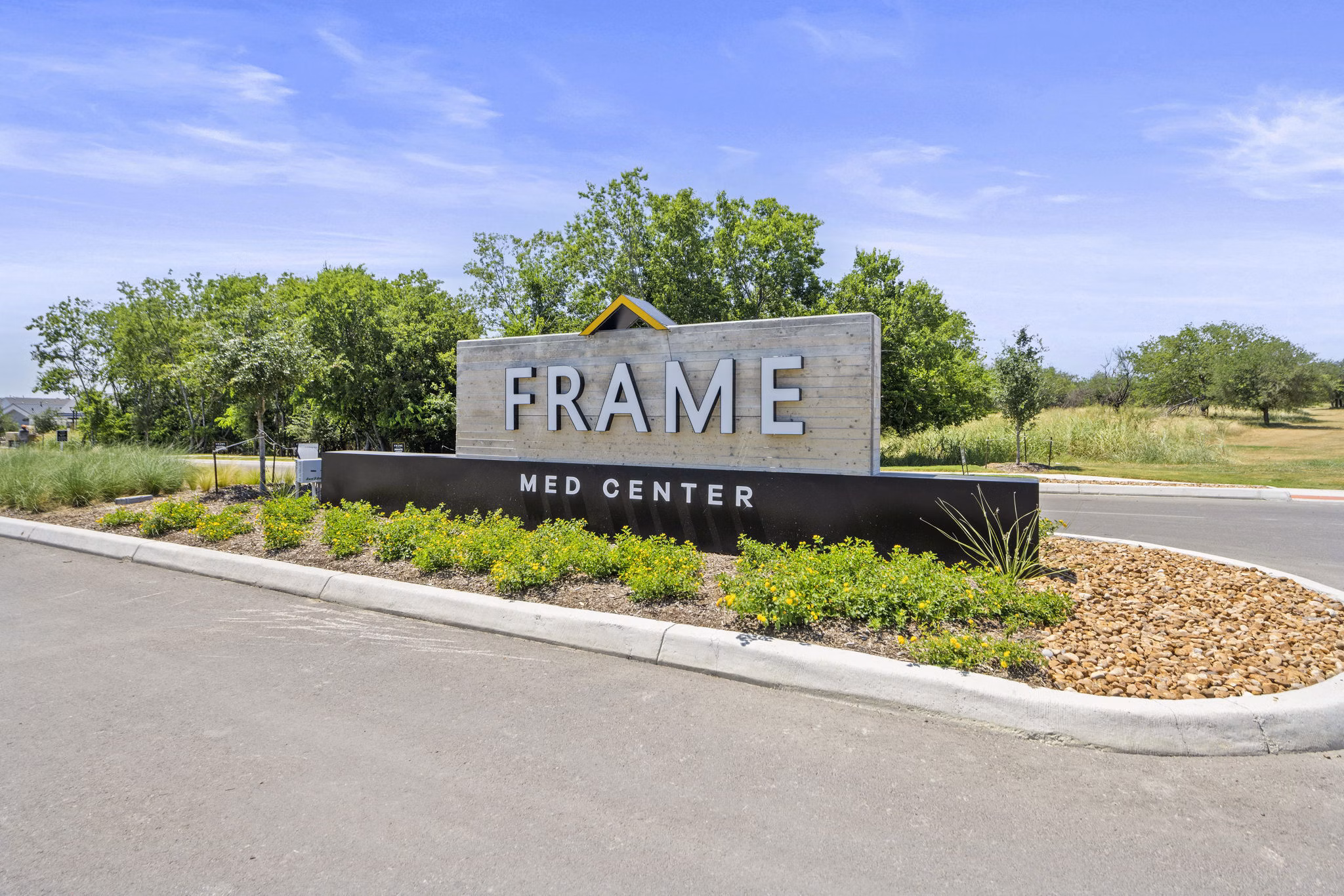 exterior at Frame Med Center Apartments 
