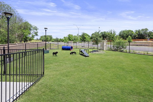 dog park at Frame Med Center Apartments 