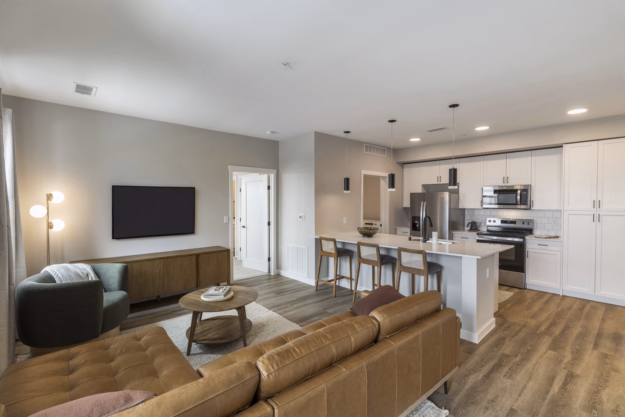 living room at Solwyn Apartments 