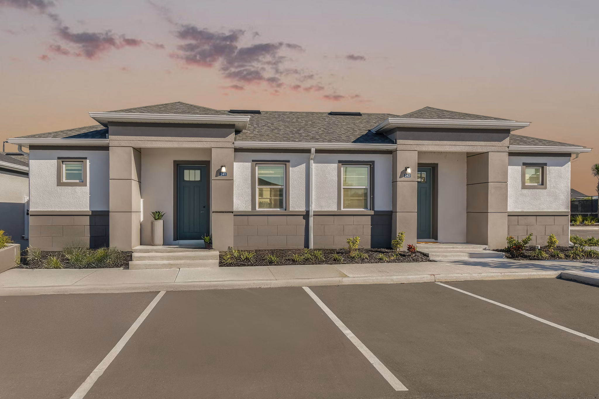 exterior at Yardly Ellenton Apartments 