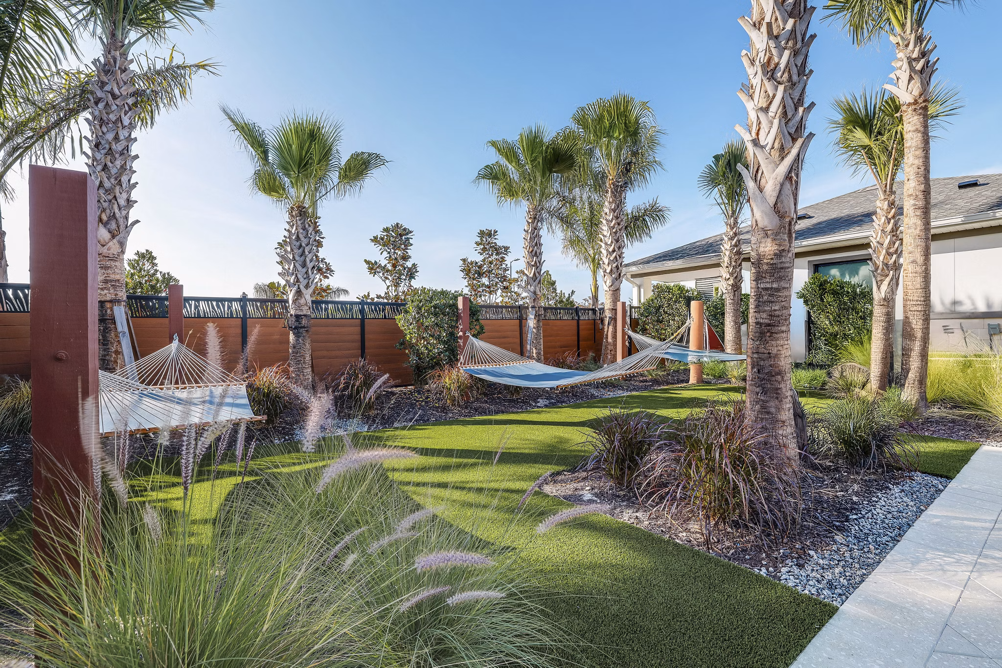 recreational area at Yardly Ellenton Apartments 