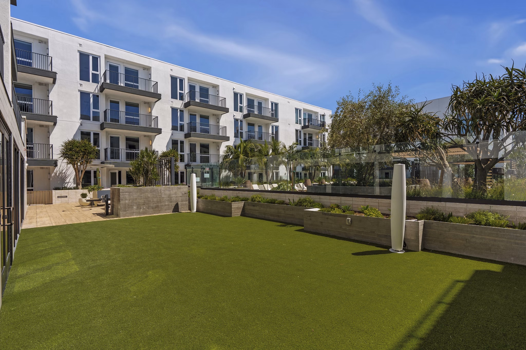 recreational area at Overland & Ayres Apartments