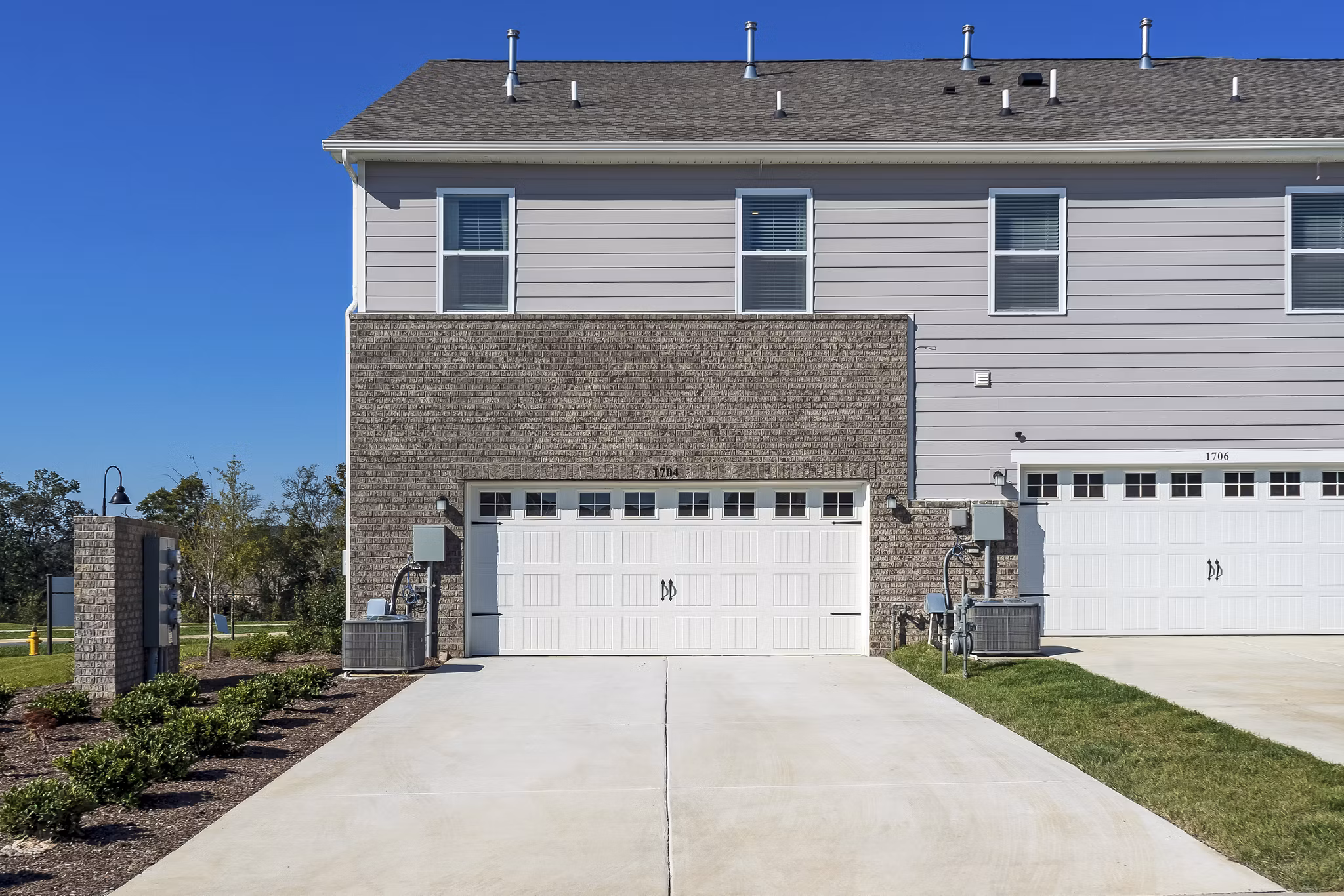 building/exterior at Durham Farms Apartments
