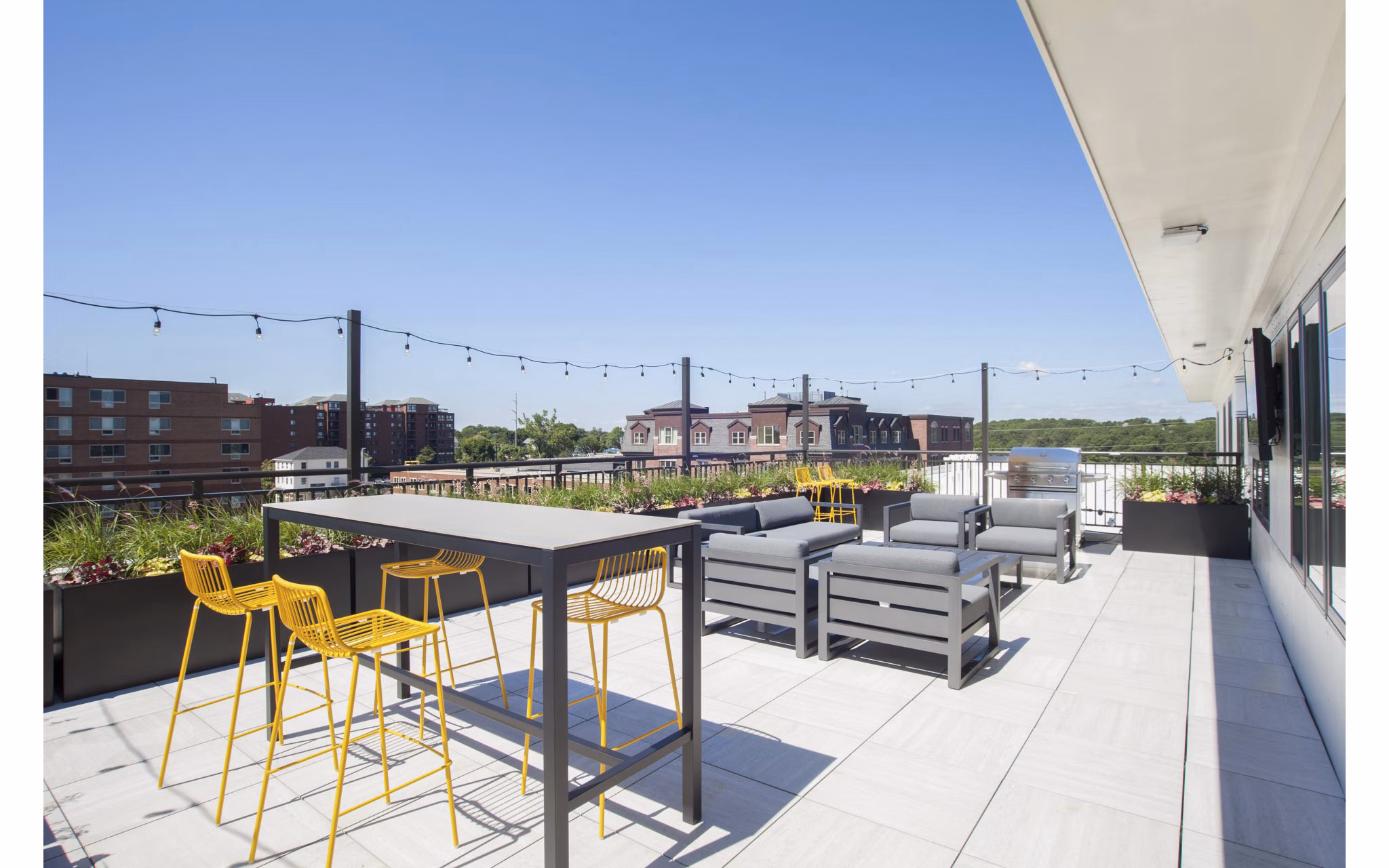 patio at Flats at 131 Apartments 
