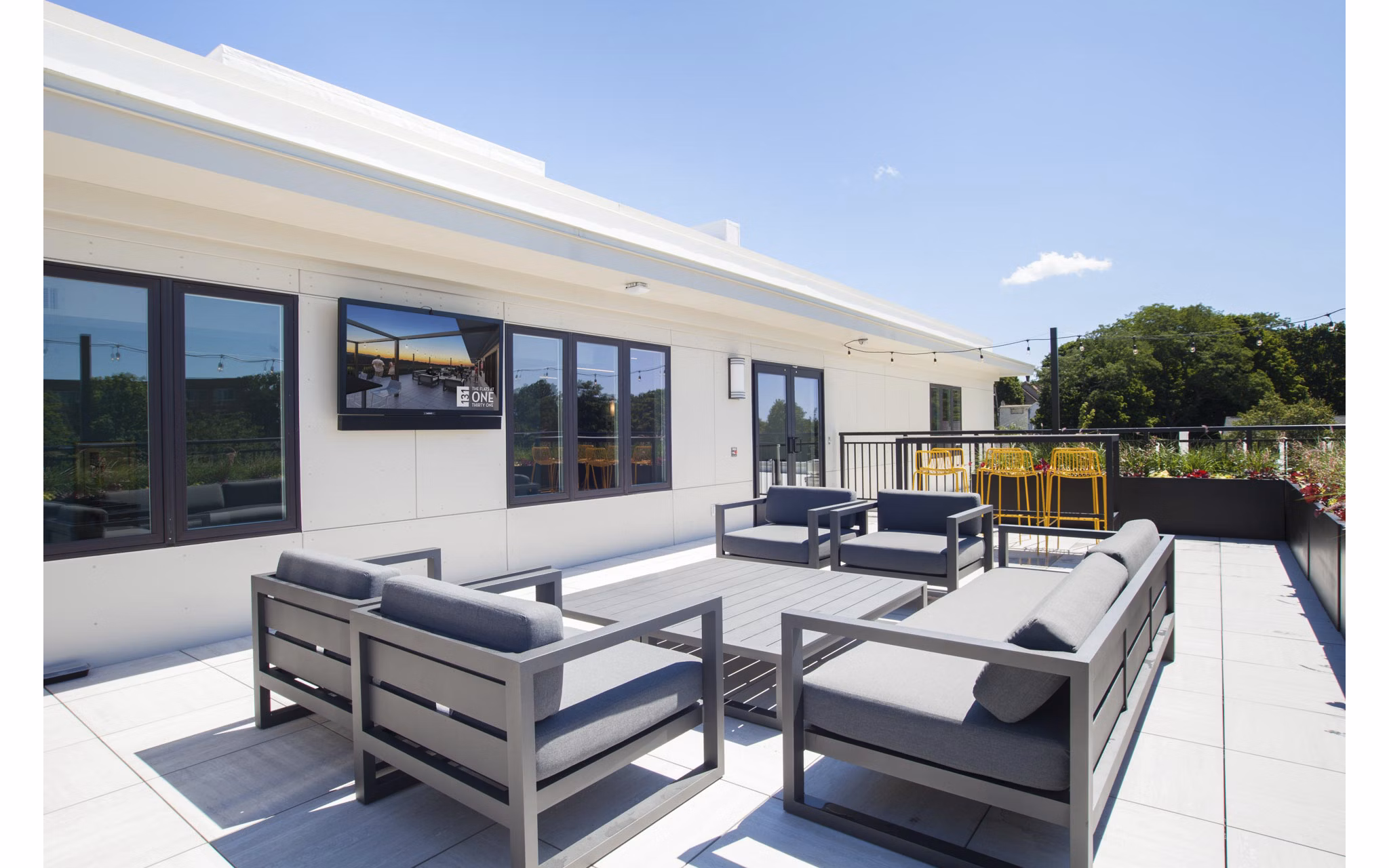 patio at Flats at 131 Apartments 