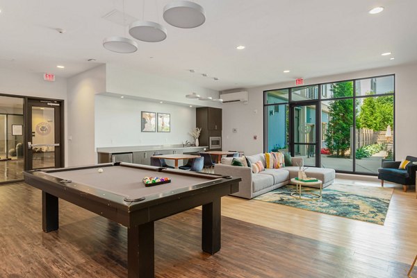 game room at Link 480 Apartments