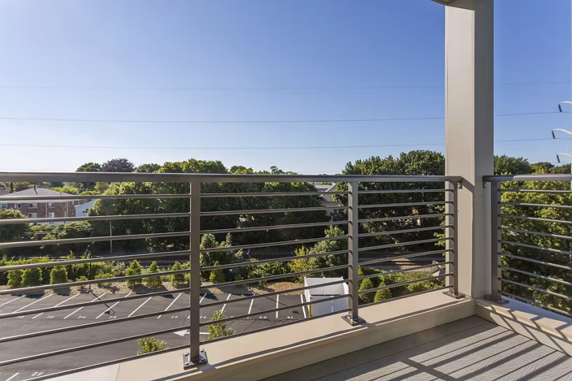 patio at Link 480 Apartments