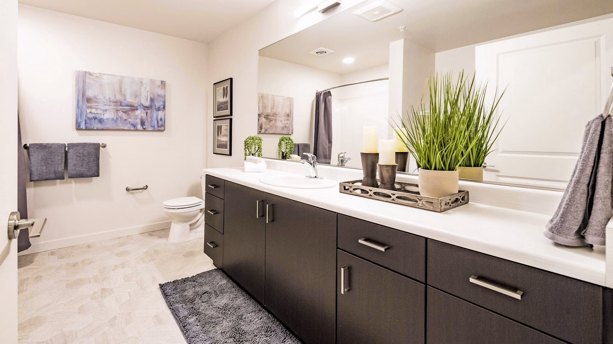 bathroom at Wellstone Apartments