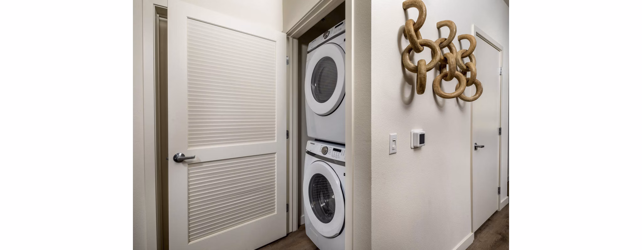laundry room at Alta Merita Apartments