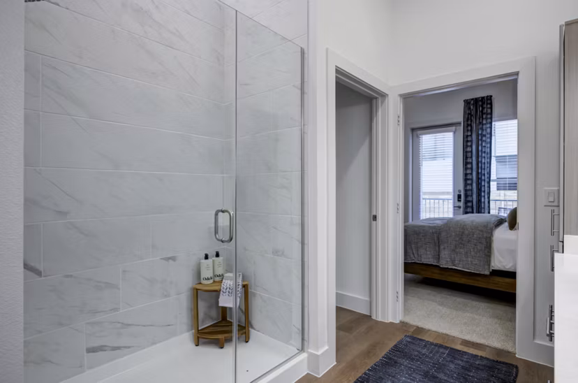bathroom at The Flynn at Live Oak Apartments