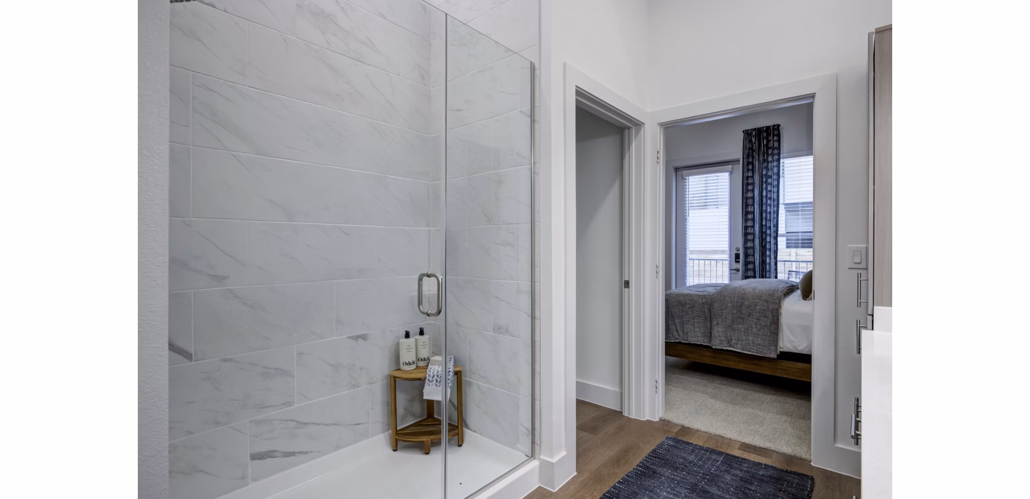 bathroom at The Flynn at Live Oak Apartments