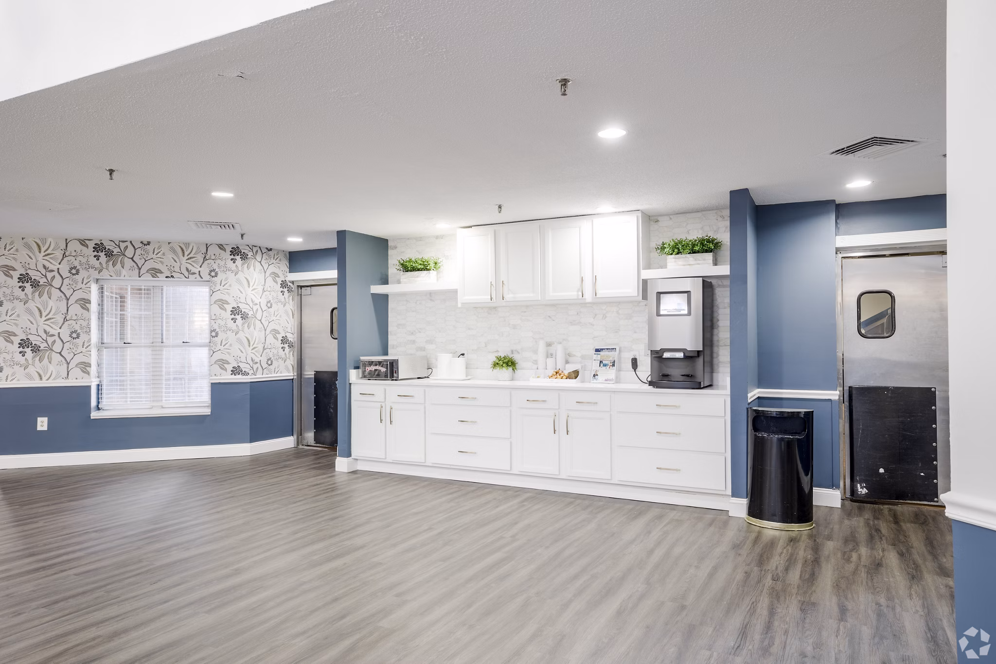 clubhouse at King's Reserve Sterling Apartments 