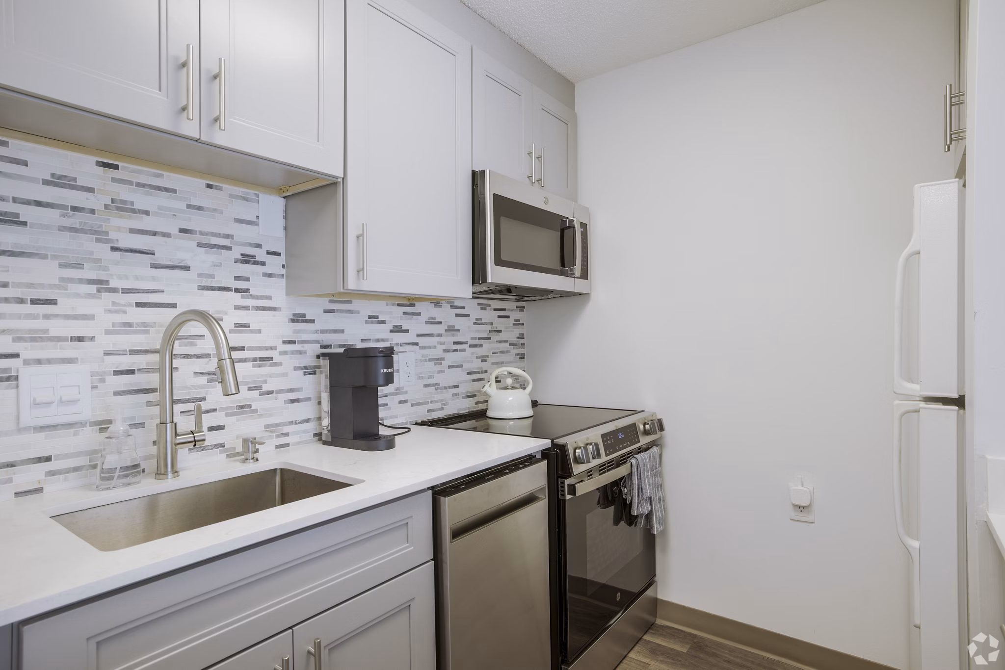 kitchen at King's Reserve Sterling Apartments 