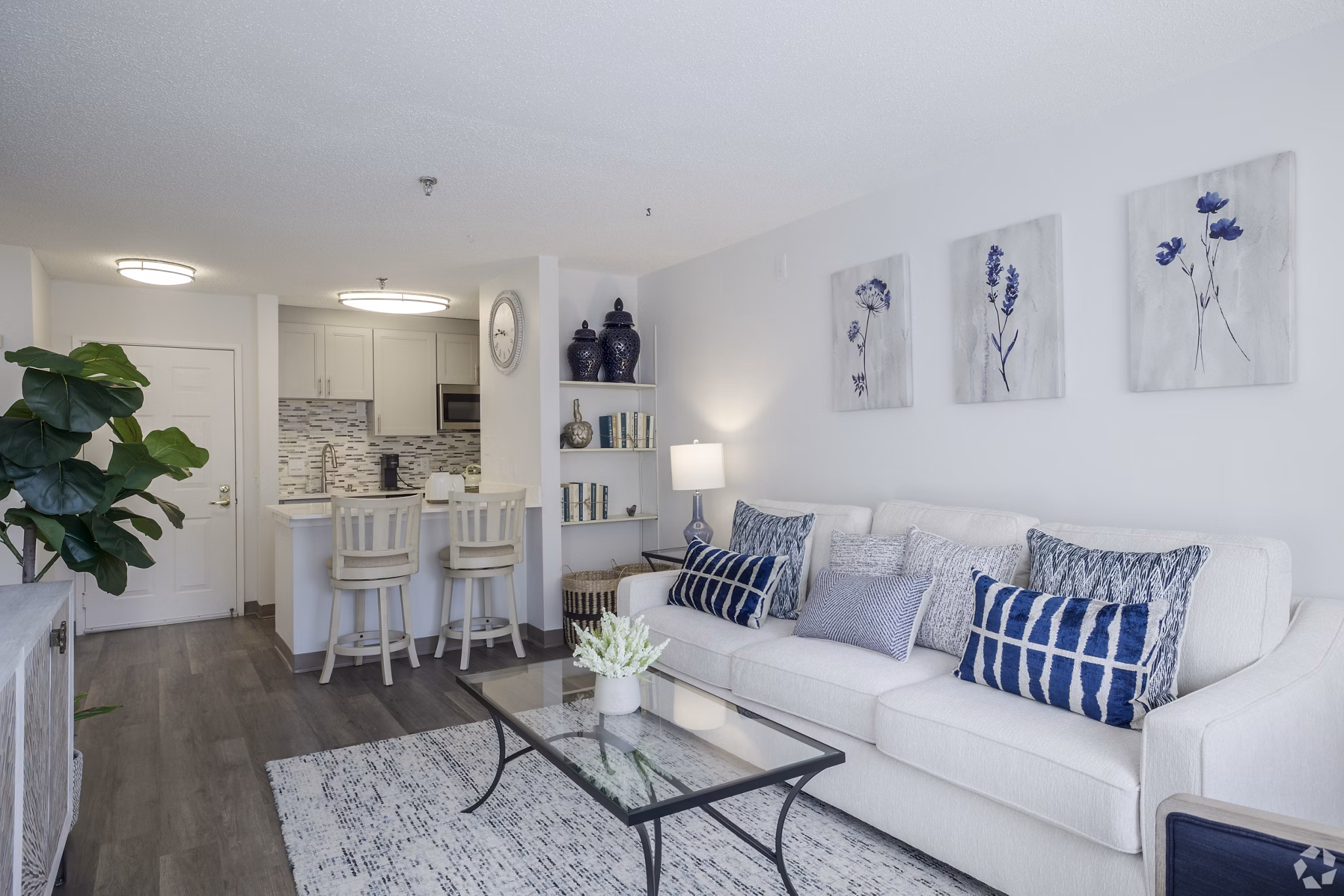 living room at King's Reserve Sterling Apartments 