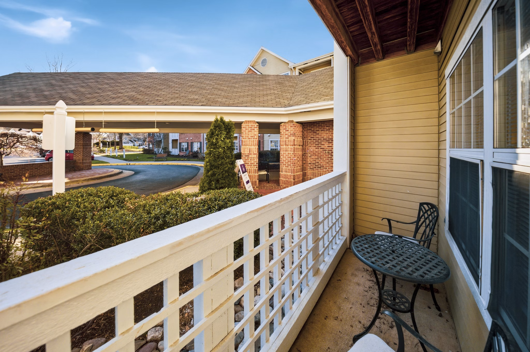 Patio at King's Reserve Sterling Apartments