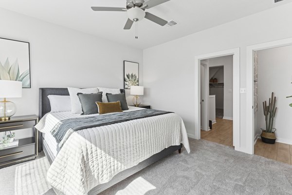 bedroom at Skymor Wesley Chapel Apartments