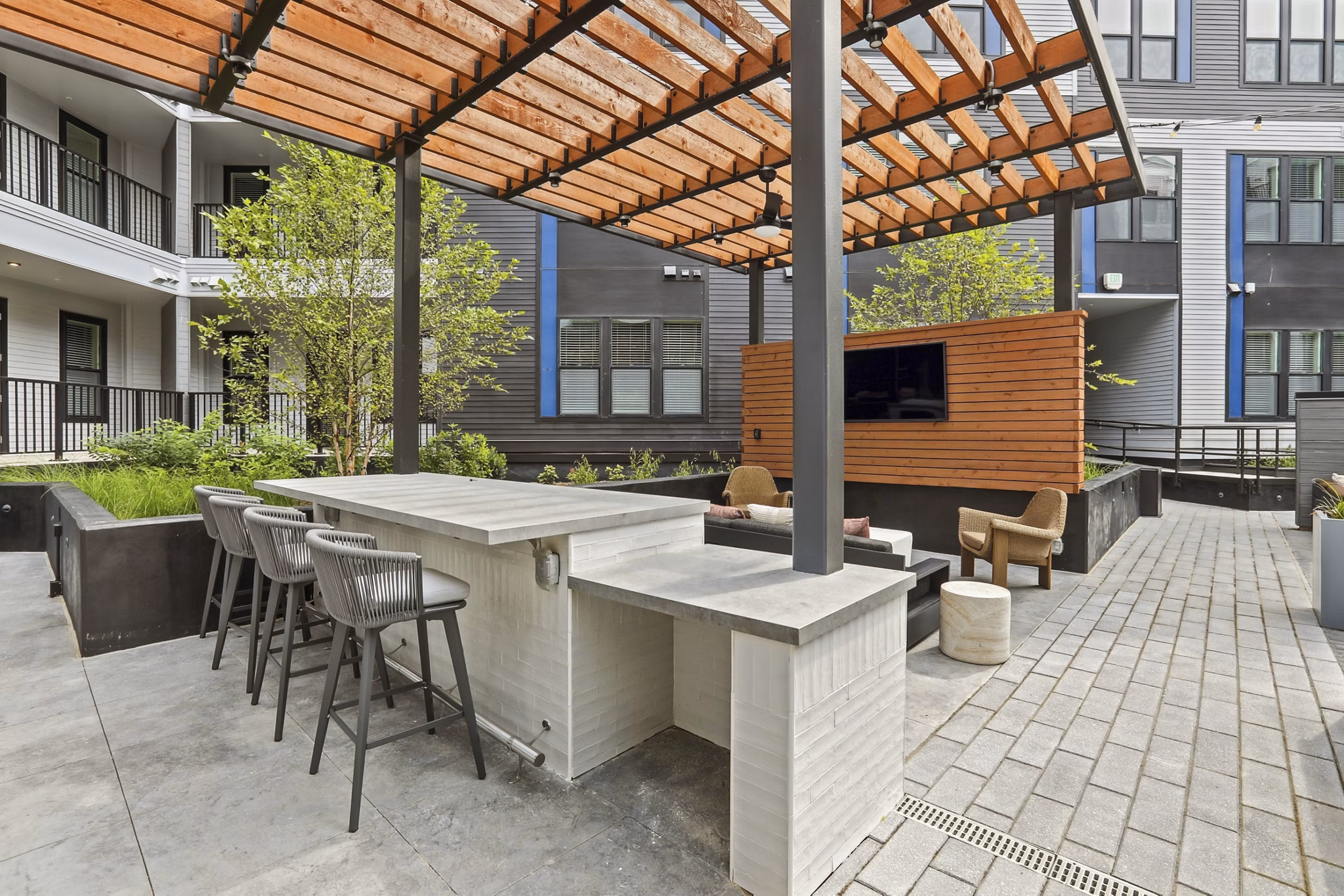 patio at Alta New Carrollton Apartments