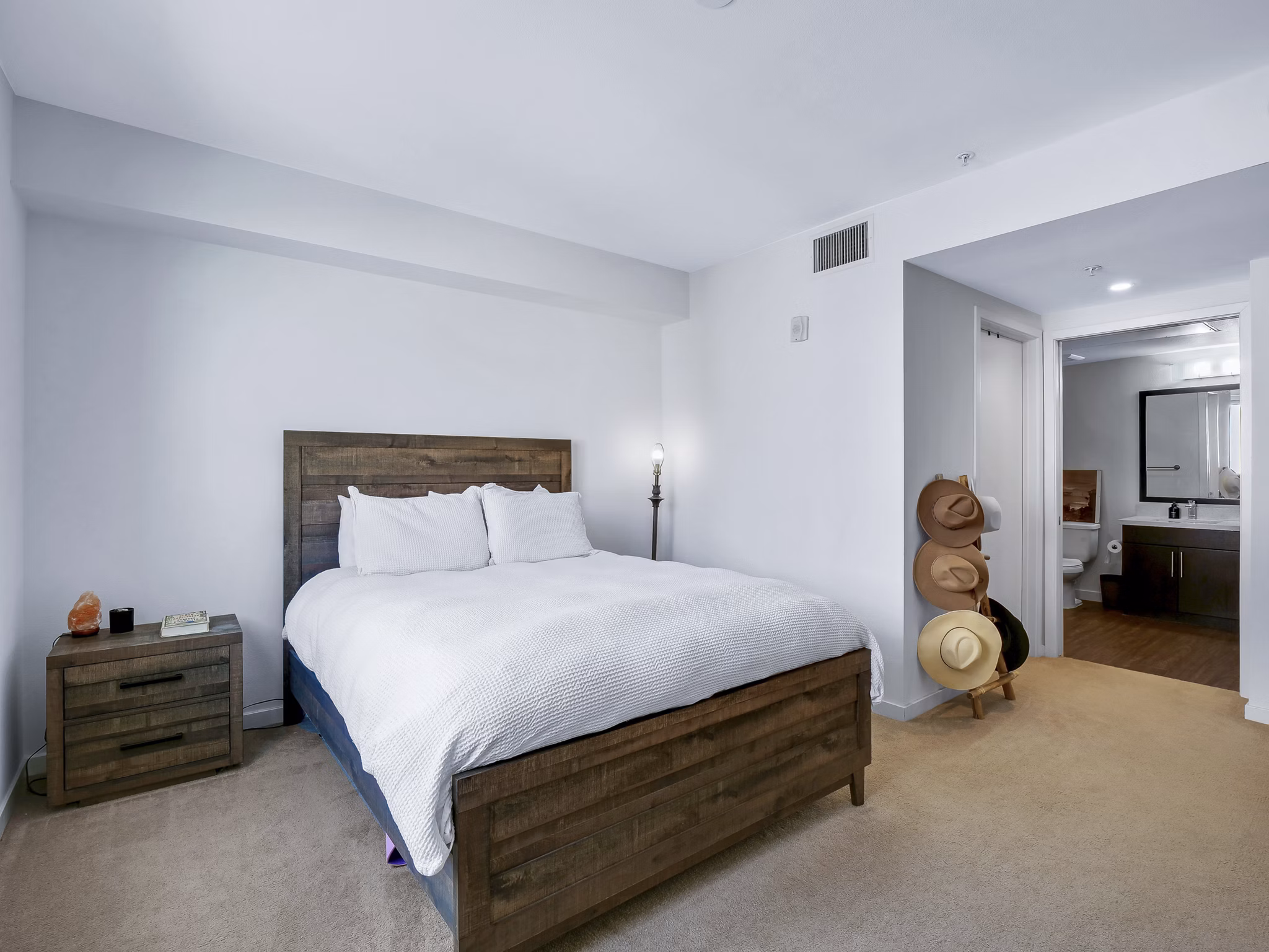 bedroom at The Metropolitan at Larchmont Village Apartments
