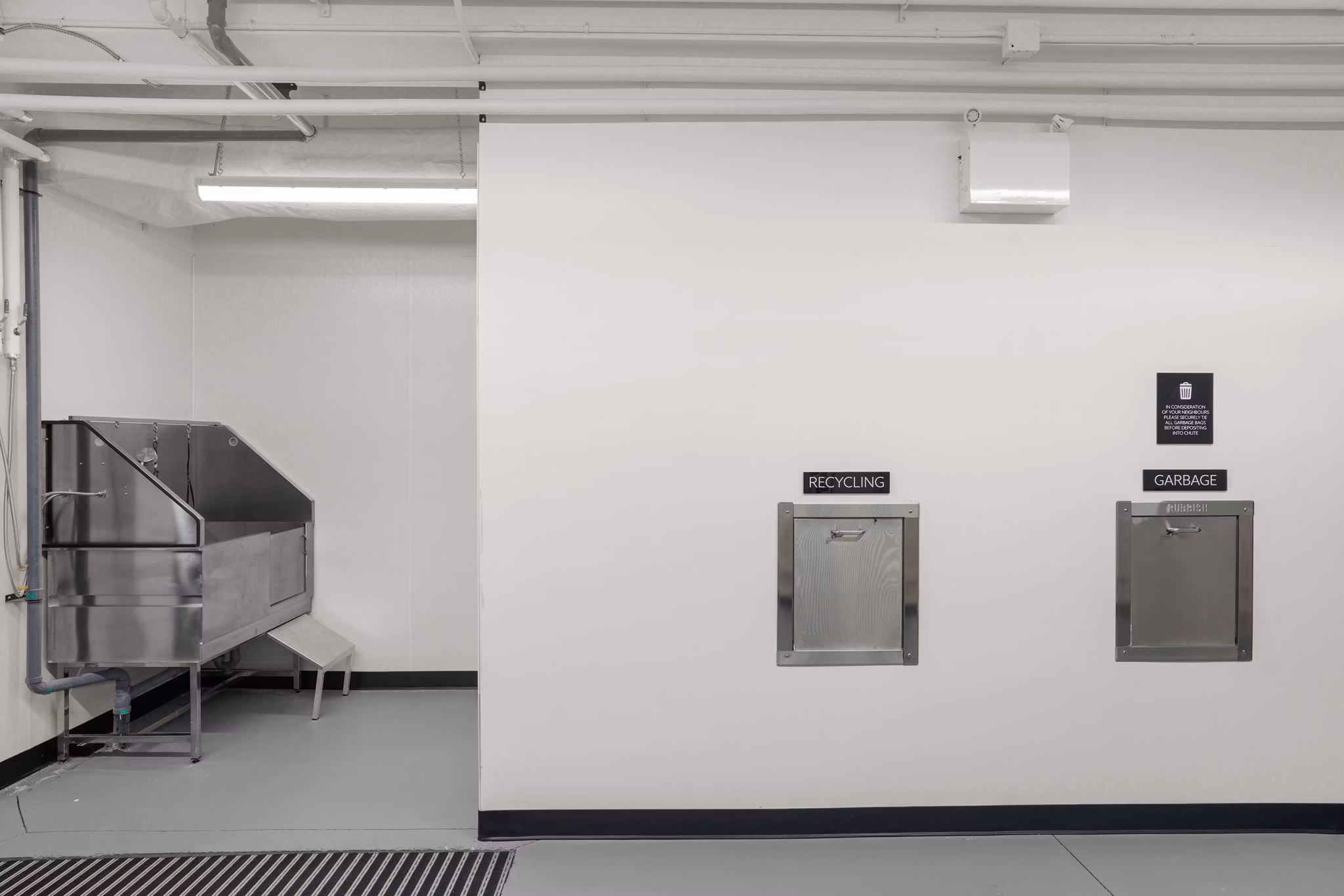 dog wash station at FUZE Lucan Apartments