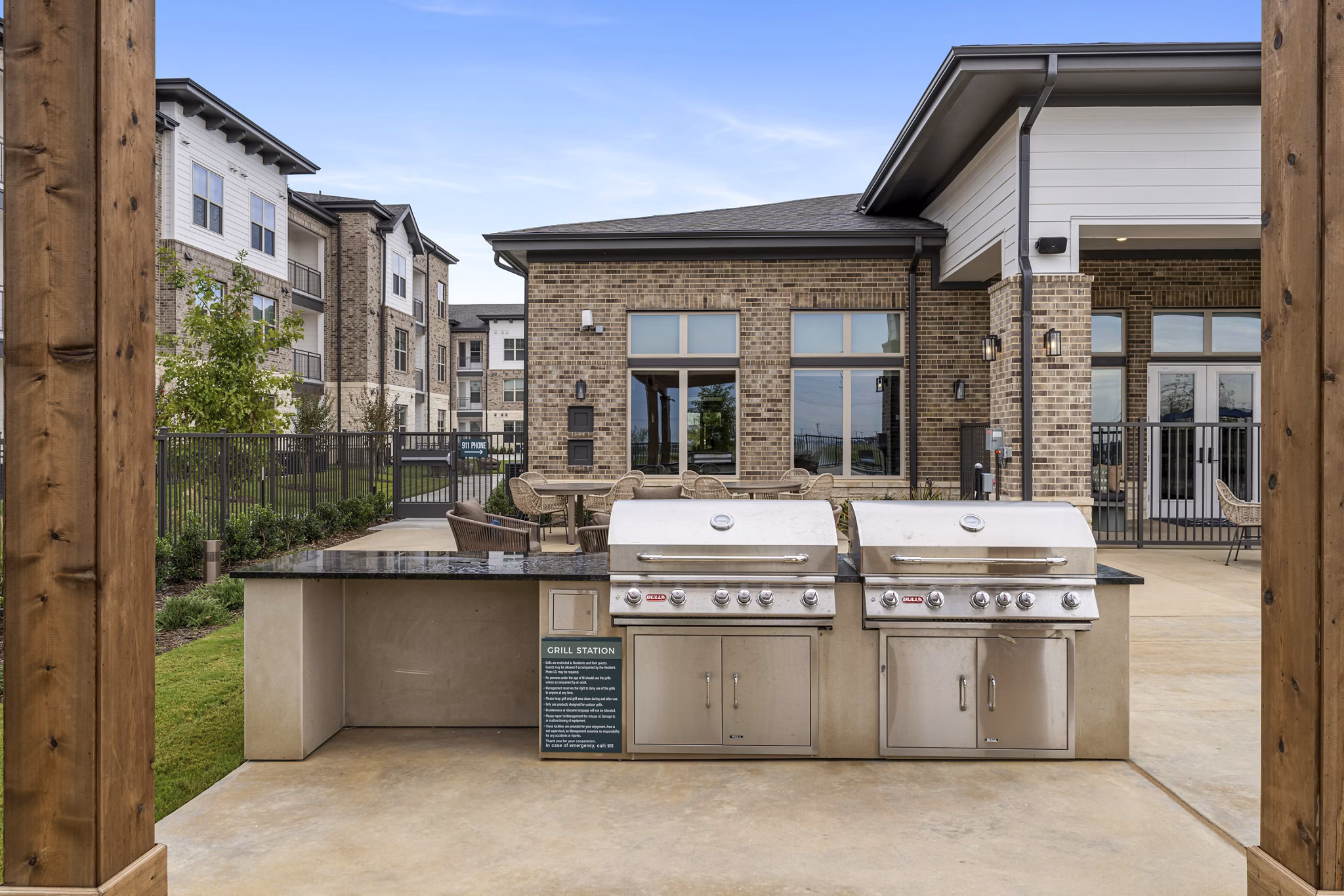 grill area at Marlowe Wellington Apartments