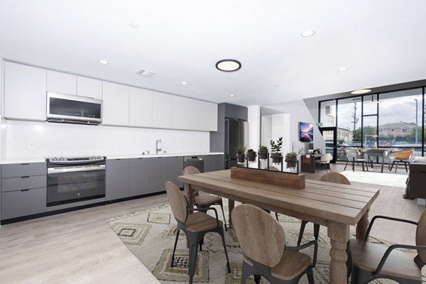 clubhouse at VESTALIA Apartments