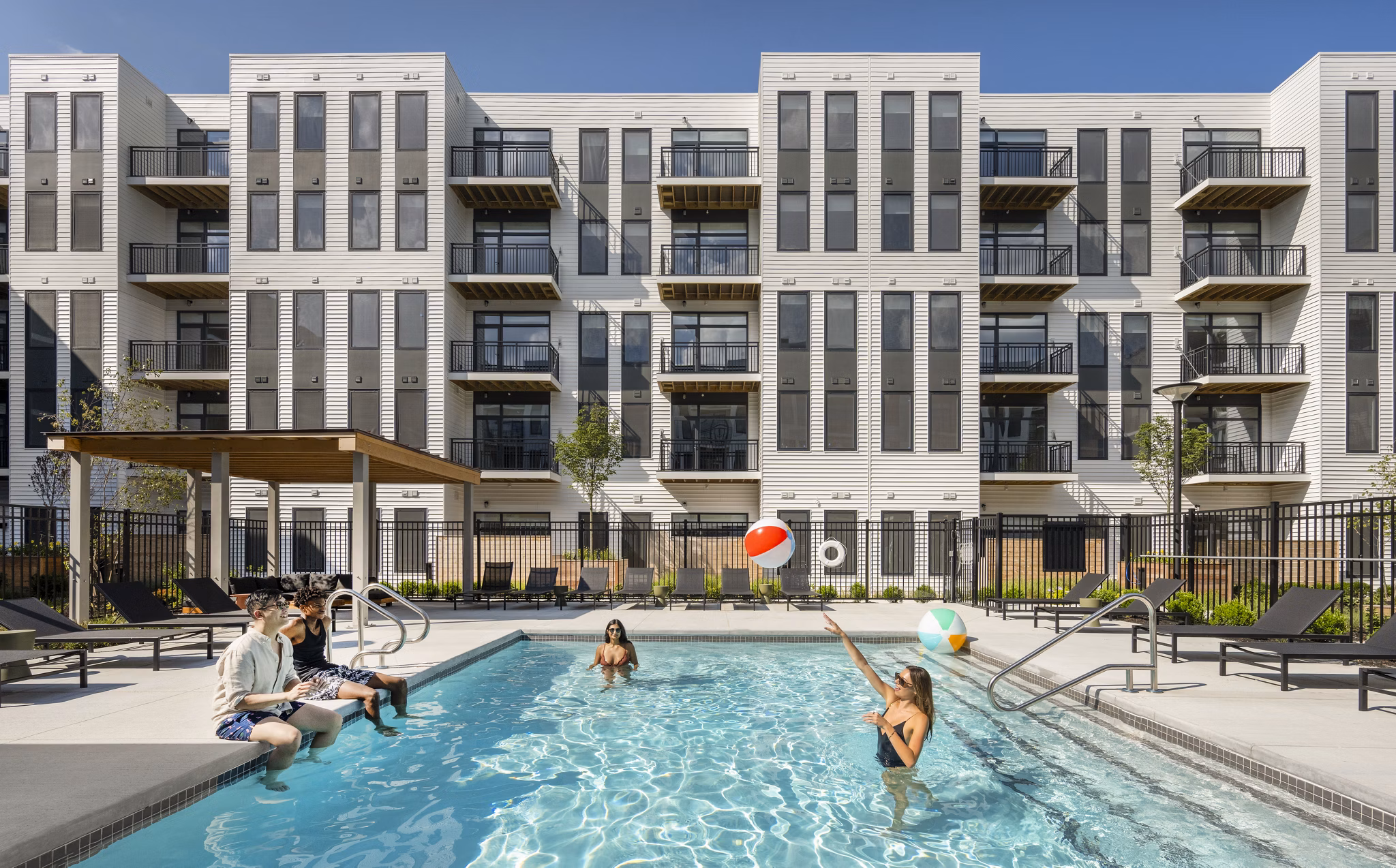 pool at The Shipwright Apartments 